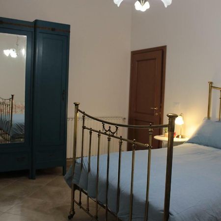 Villa Dei Tigli San Vicenzo di Galliera Zewnętrze zdjęcie